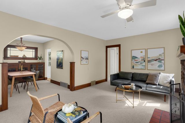 3521 E Minnehaha Parkway, Minneapolis, MN 55417