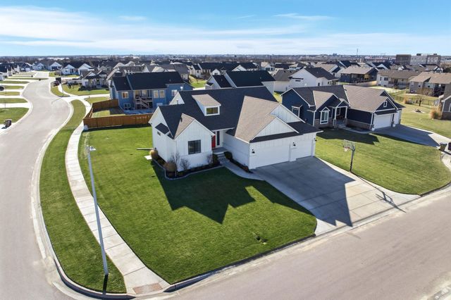 2733 N Eagle Ct, Wichita, KS 67226