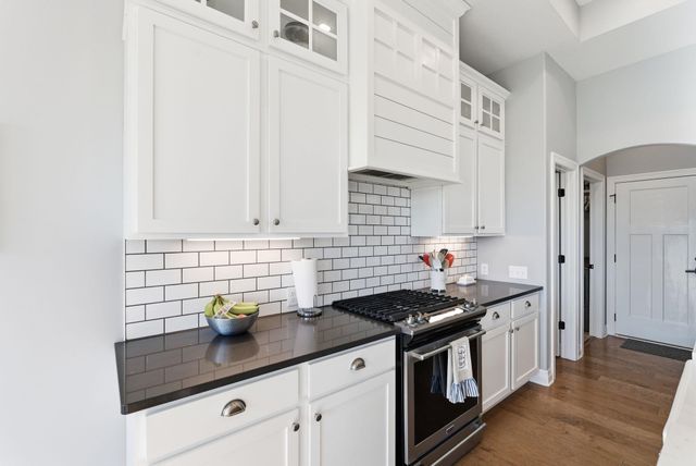 2733 N Eagle Ct, Wichita, KS 67226