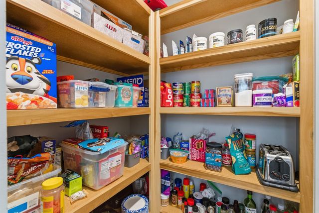 2733 N Eagle Ct, Wichita, KS 67226