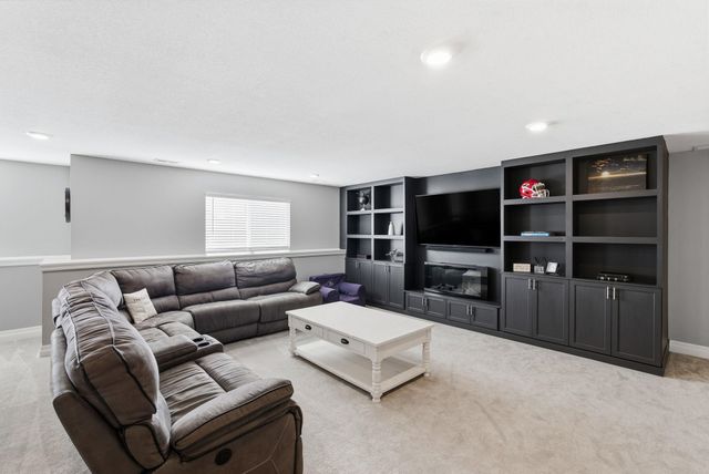 2733 N Eagle Ct, Wichita, KS 67226