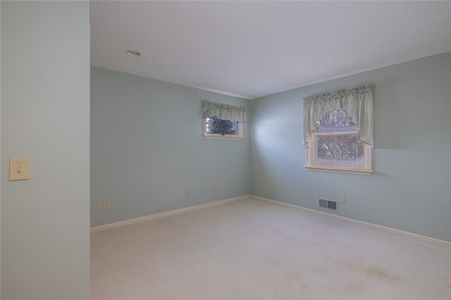 22 Bishops Court, Pittsford, NY 14534