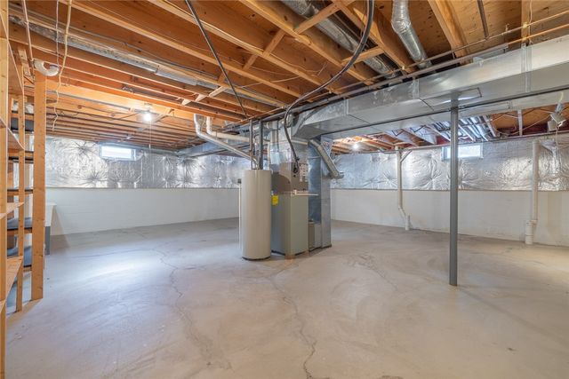 22 Bishops Court, Pittsford, NY 14534