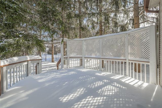 22 Bishops Court, Pittsford, NY 14534