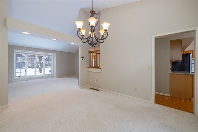 22 Bishops Court, Pittsford, NY 14534