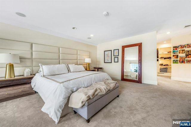 1 Seton Lane, Mahwah, NJ 07430