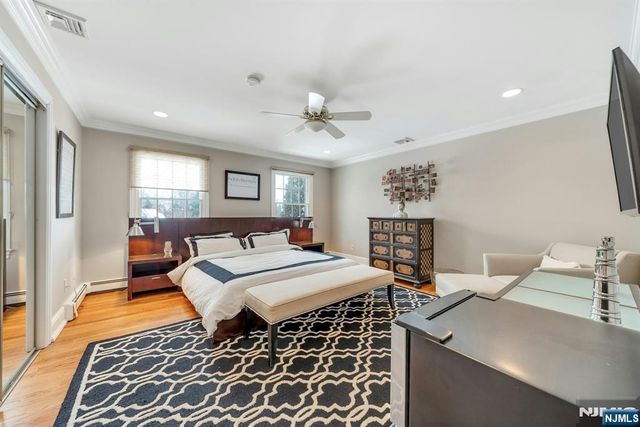 1 Seton Lane, Mahwah, NJ 07430