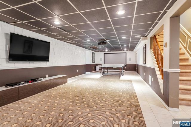 1 Seton Lane, Mahwah, NJ 07430