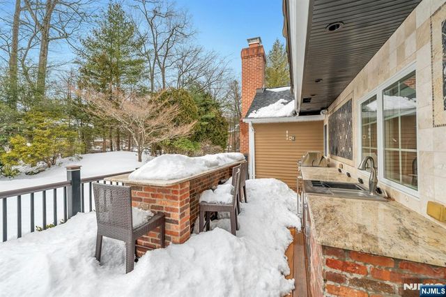 1 Seton Lane, Mahwah, NJ 07430