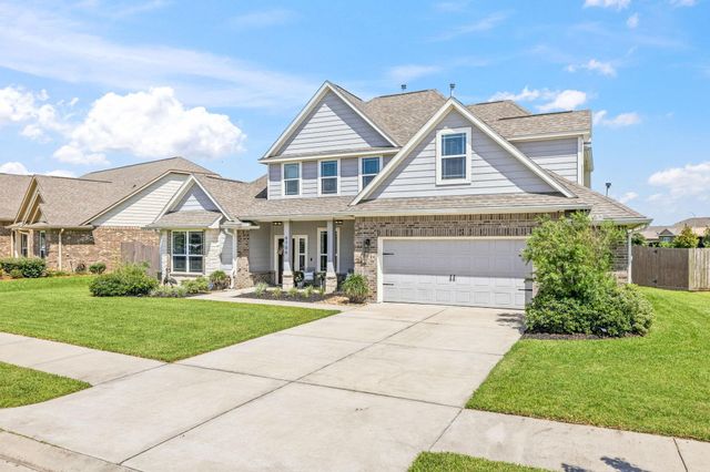 9706 Suffolk Downs Drive, Mont Belvieu, TX 77523