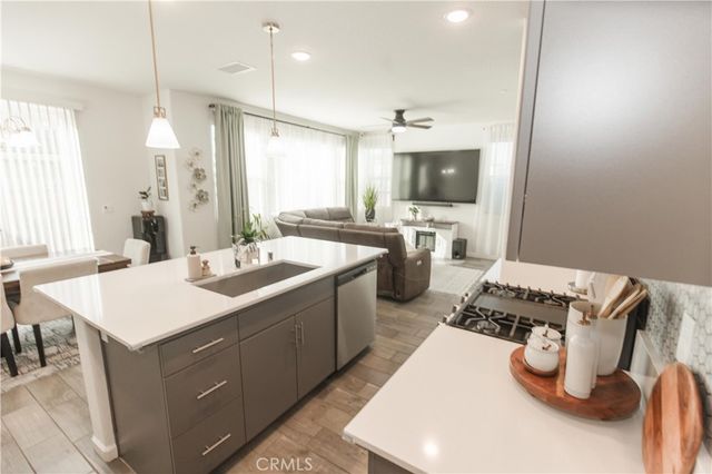 2020 N Ralph Lane, Clovis, CA 93619