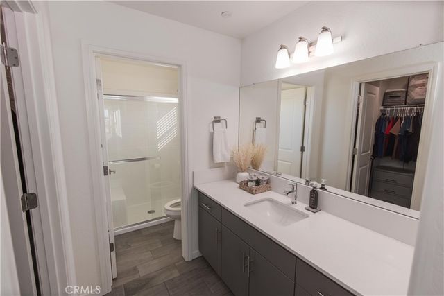 2020 N Ralph Lane, Clovis, CA 93619