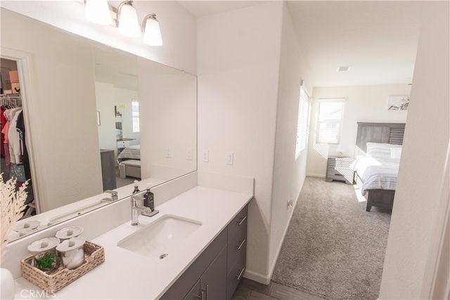 2020 N Ralph Lane, Clovis, CA 93619