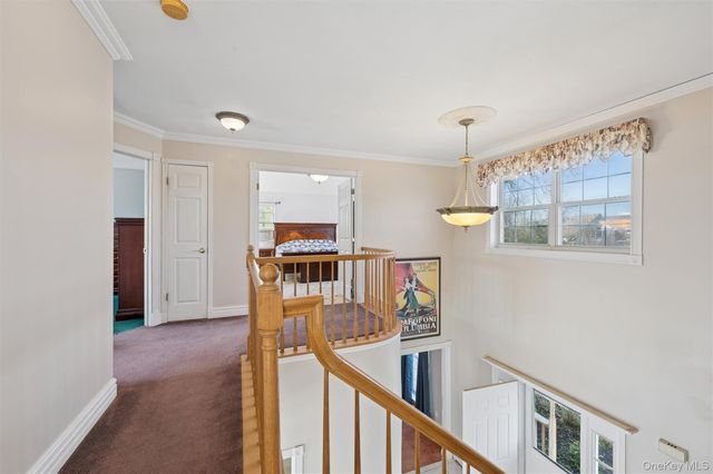 17 Egret Way, Center Moriches, NY 11934