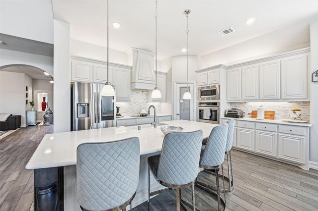 609 Dusty Glen Trail, Midlothian, TX 76065