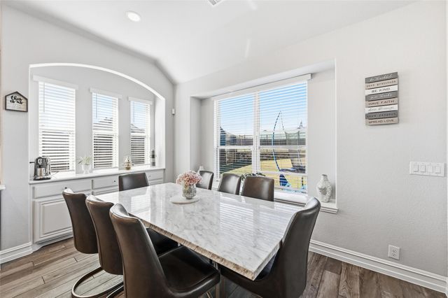 609 Dusty Glen Trail, Midlothian, TX 76065