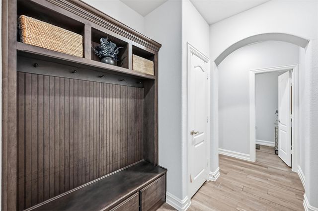 609 Dusty Glen Trail, Midlothian, TX 76065