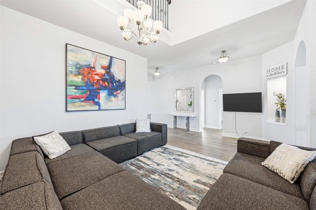 609 Dusty Glen Trail, Midlothian, TX 76065