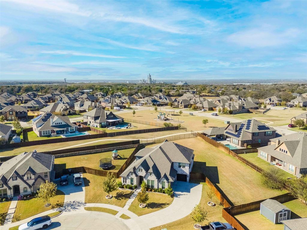 609 Dusty Glen Trail, Midlothian, TX 76065