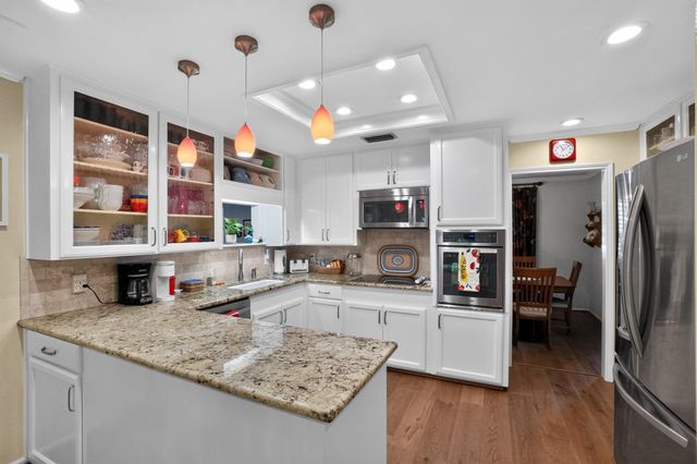 1622 Twin Island Drive DR, Lockhart, TX 78644