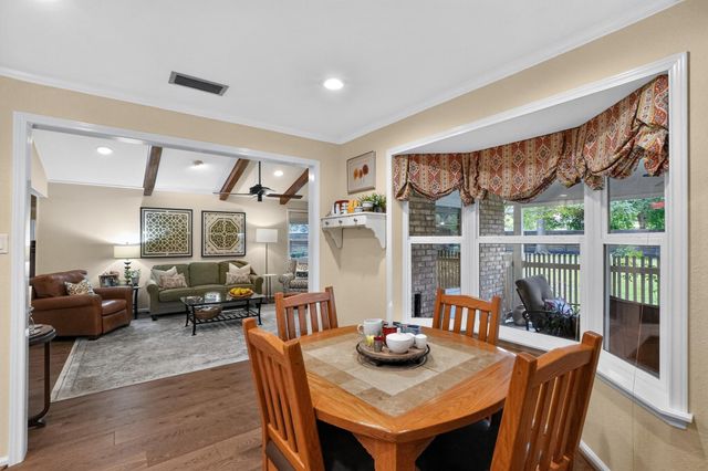 1622 Twin Island Drive DR, Lockhart, TX 78644