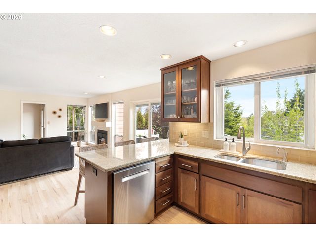 11200 Sw PARTRIDGE Loop, Beaverton, OR 97007