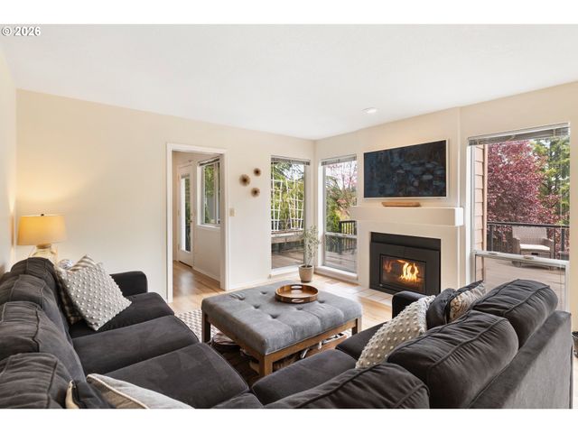 11200 Sw PARTRIDGE Loop, Beaverton, OR 97007