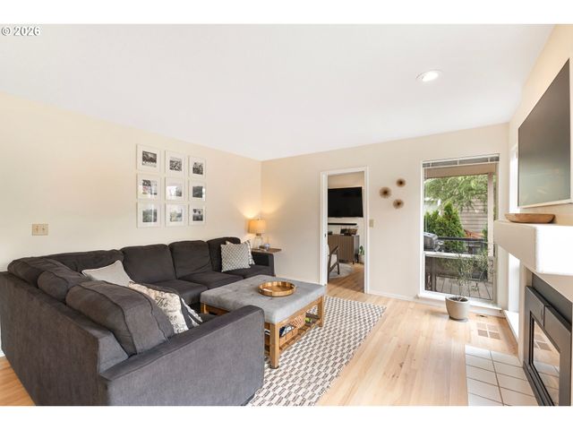 11200 Sw PARTRIDGE Loop, Beaverton, OR 97007