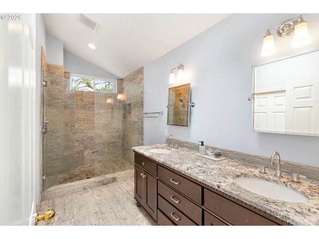 11200 Sw PARTRIDGE Loop, Beaverton, OR 97007