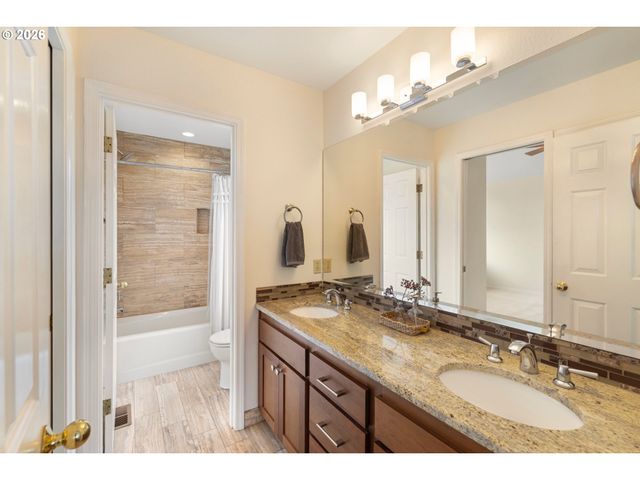 11200 Sw PARTRIDGE Loop, Beaverton, OR 97007