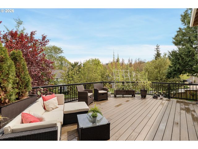 11200 Sw PARTRIDGE Loop, Beaverton, OR 97007