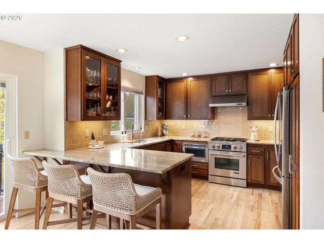 11200 Sw PARTRIDGE Loop, Beaverton, OR 97007