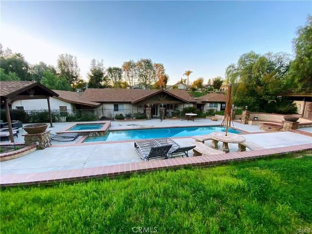 792 El Vallencito, Walnut, CA 91789