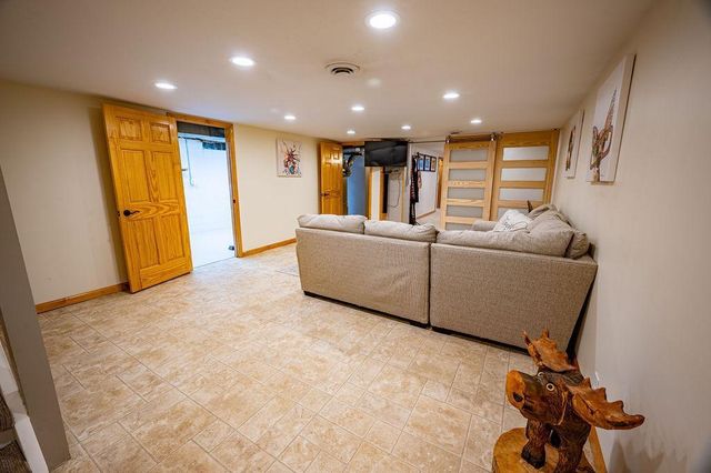 W11265 US Highway 10, Prescott, WI 54021