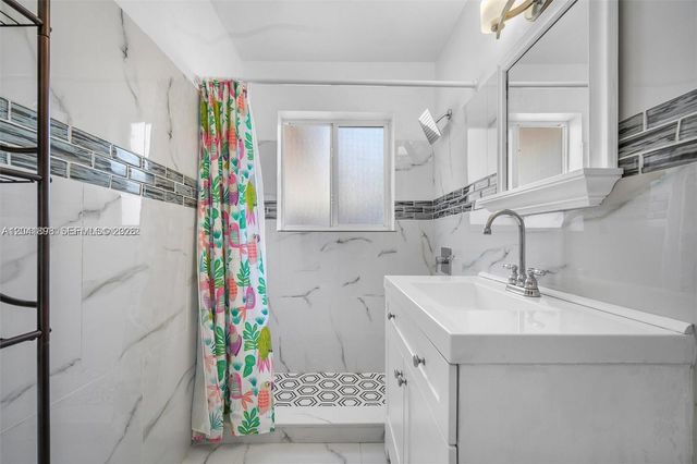 1635 Hollywood Blvd, Hollywood, FL 33020