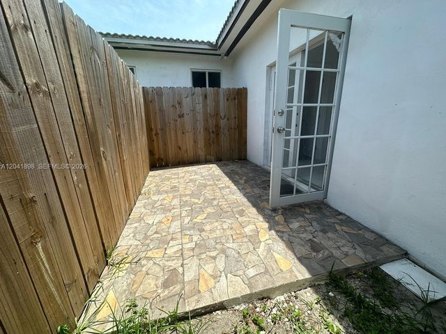 1635 Hollywood Blvd, Hollywood, FL 33020