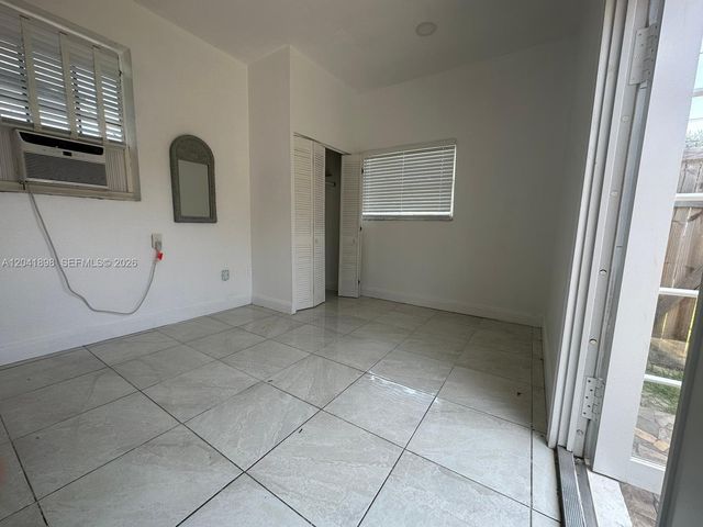 1635 Hollywood Blvd, Hollywood, FL 33020