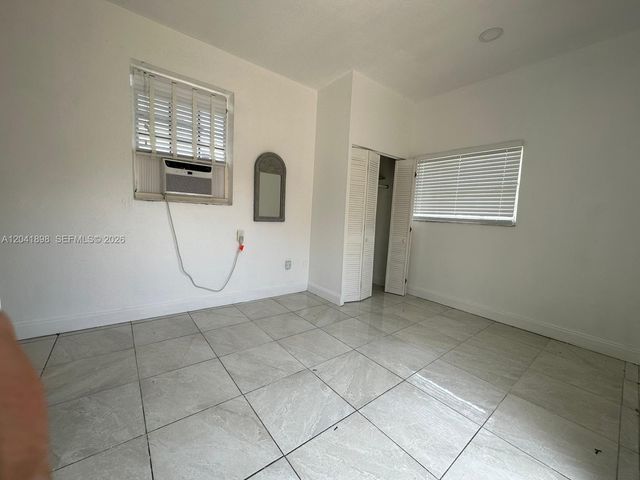 1635 Hollywood Blvd, Hollywood, FL 33020