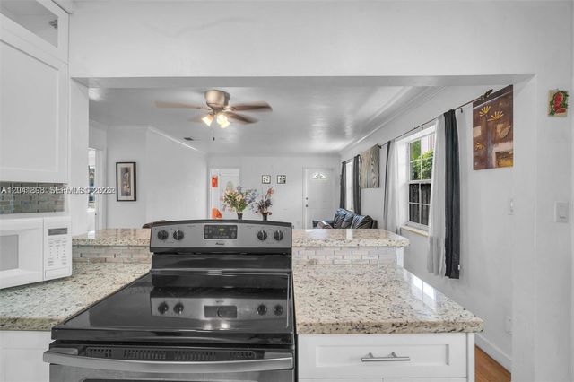 1635 Hollywood Blvd, Hollywood, FL 33020