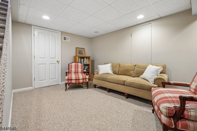 600 4Th Ave, Westfield Town, NJ 07090