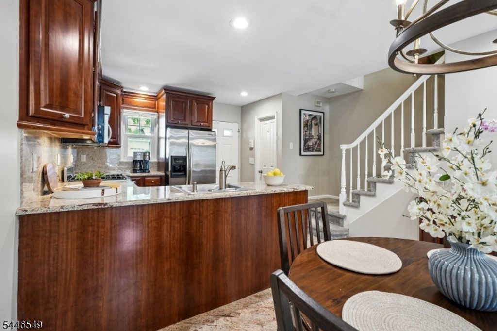 600 4Th Ave, Westfield Town, NJ 07090 — photo 4