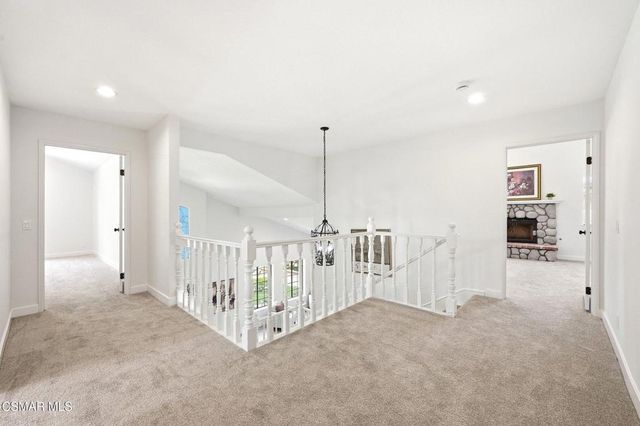 27833 Via Amistosa, Agoura Hills, CA 91301
