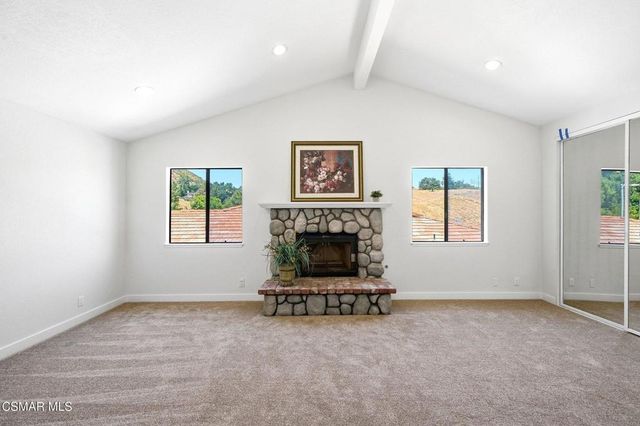 27833 Via Amistosa, Agoura Hills, CA 91301