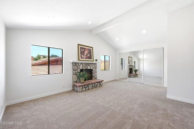 27833 Via Amistosa, Agoura Hills, CA 91301
