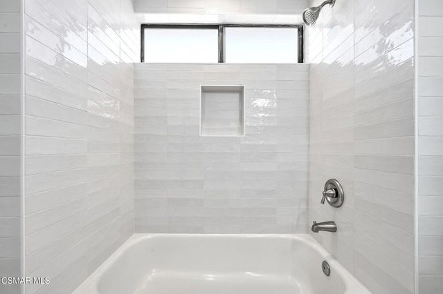 27833 Via Amistosa, Agoura Hills, CA 91301
