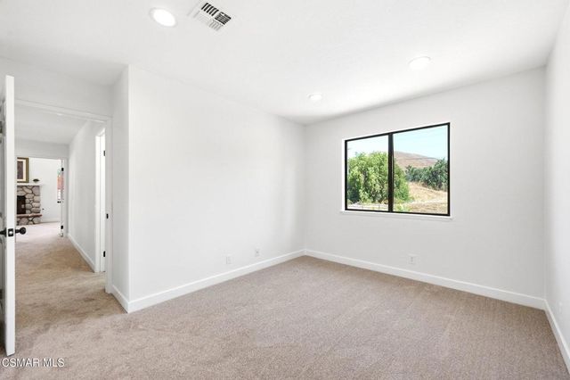 27833 Via Amistosa, Agoura Hills, CA 91301