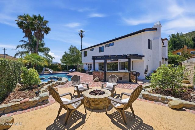 27833 Via Amistosa, Agoura Hills, CA 91301