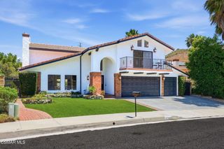 27833 Via Amistosa, Agoura Hills, CA 91301