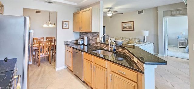 2603 Somerville LOOP # 106, Cape Coral, FL 33991