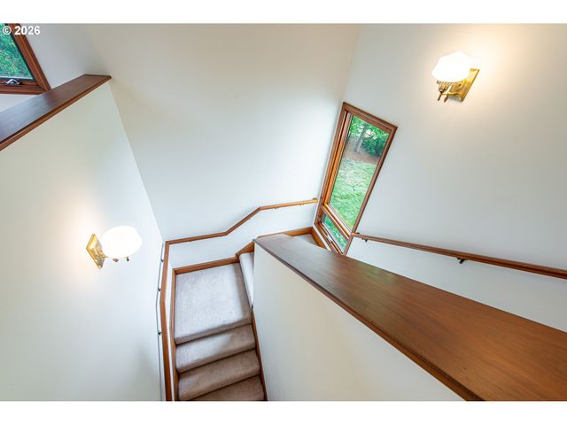 441 W D St, Springfield, OR 97477